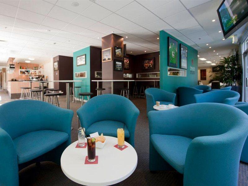 Pacific Suites Canberra Bagian luar foto