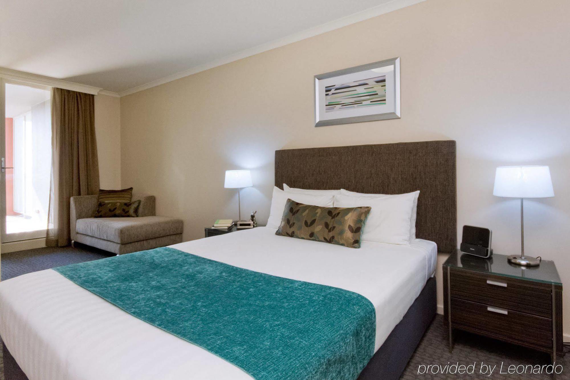 Pacific Suites Canberra Bagian luar foto
