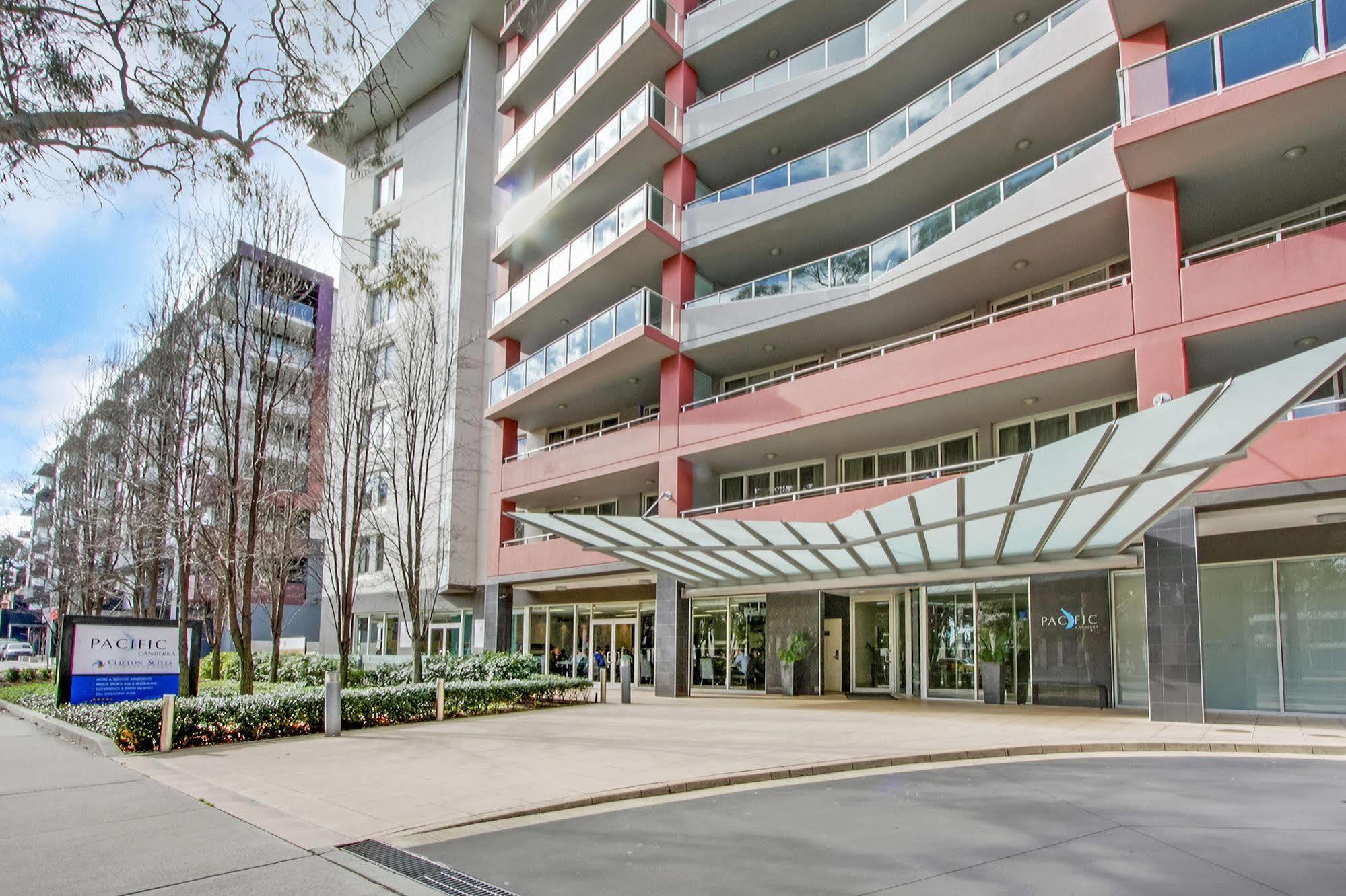 Pacific Suites Canberra Bagian luar foto